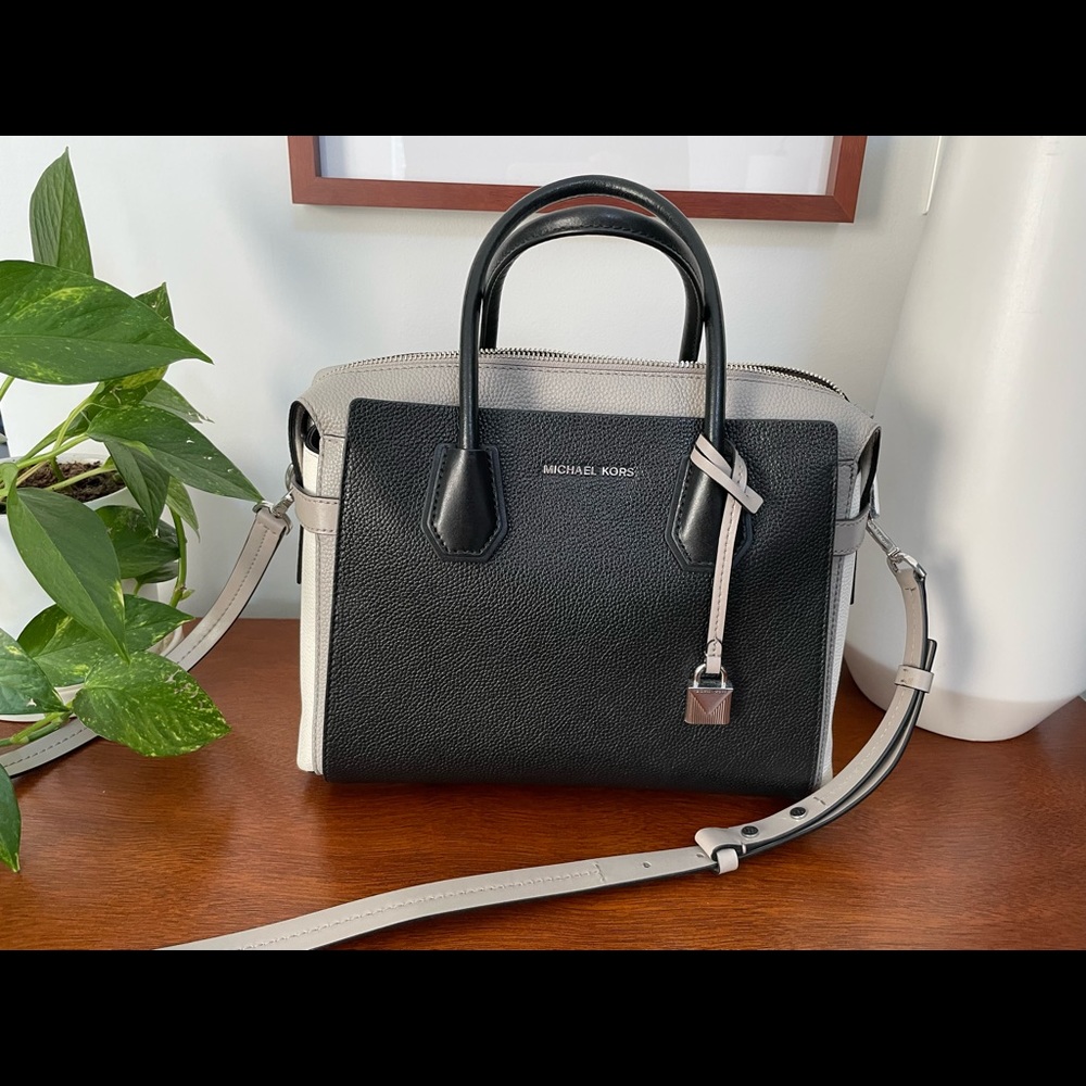 Colorblock Michael Kors satchel